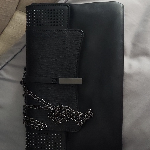 Danielle Nicole Black Crossbody Chain Clutch Bag - Picture 8 of 9